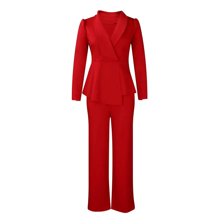 Modernes, schickes Damen Anzugset mit langem tailliertem Blazer. Perfekte Kombination aus Eleganz und Komfort.