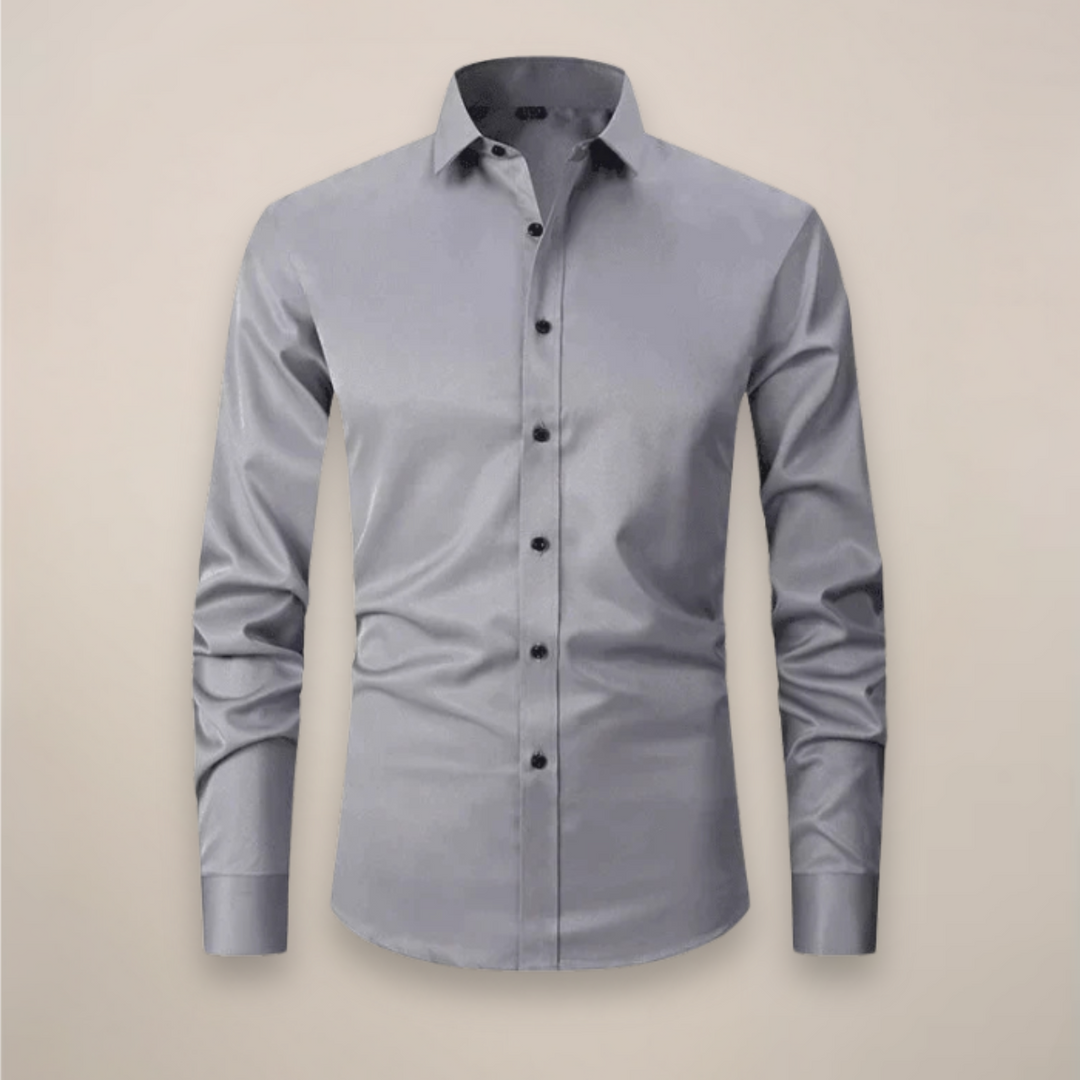 Modernes Alltagshemd für Herren, Langarm, Slim Fit, für einen zeitlosen Stil im Frühling.