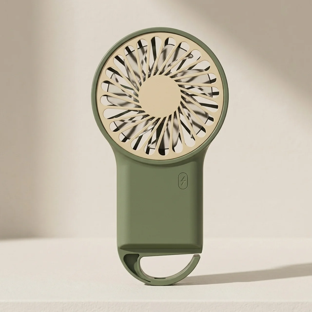 Tragbarer USB-Ventilator in kompakter Größe, ideal für Büro und Reisen, sorgt für angenehme Luftzirkulation.