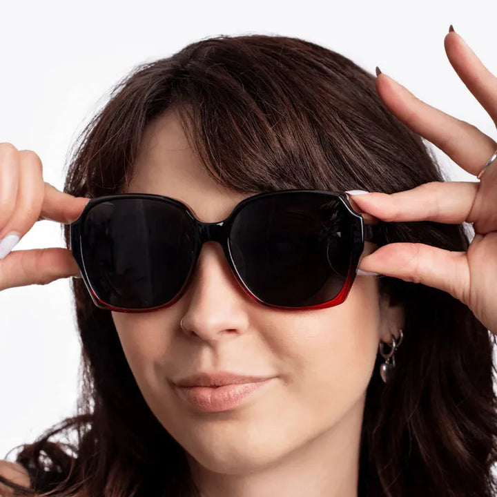 Effektiver Blendschutz: Überzieh-Sonnenbrille polarisiert, für Brillenträger, mit UV-Schutz für klare Sicht.