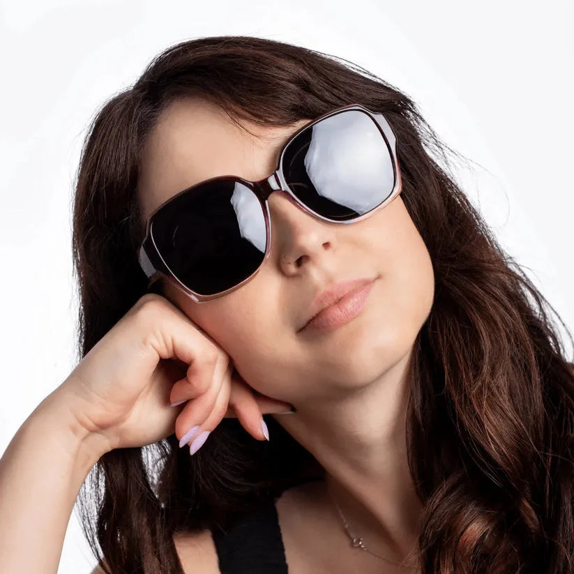 Polarisierte Überzieh-Sonnenbrille mit UV-Schutz, perfekte Alltagsbrille für Brillenträger, gegen Blendung.