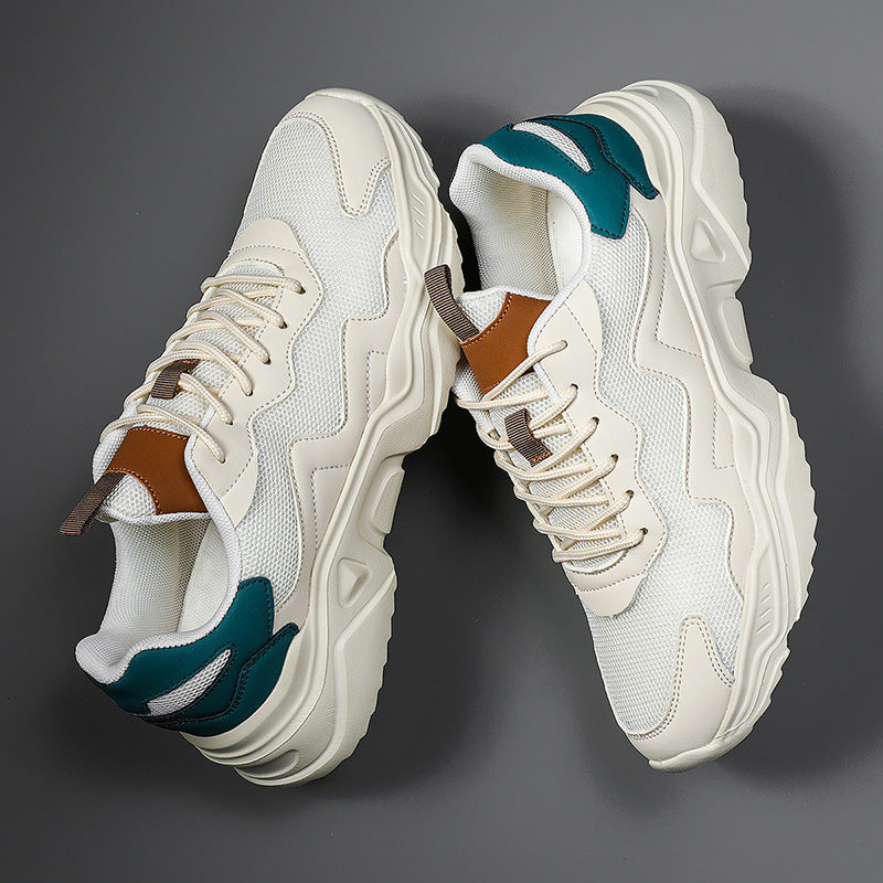 Nahaufnahme des atmungsaktiven Obermaterials vom Unisex Chunky Sneaker, für ganztägigen Komfort.