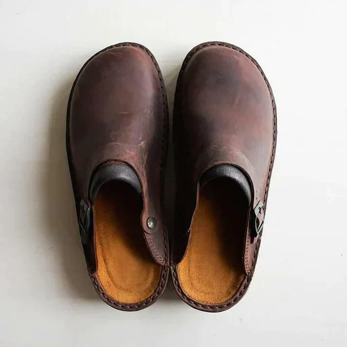 Ganzjahres Unisex Clogs Slipper, ideal als bequeme Herbstschuhe oder Freizeitschuhe mit Polsterung.