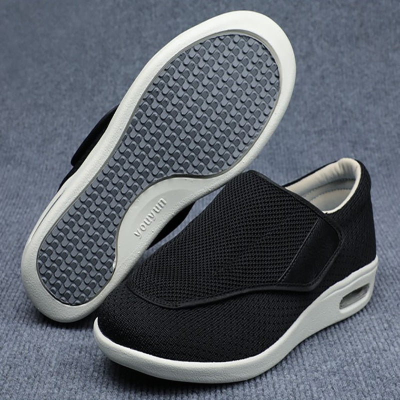 Verstellbare Komfortschuhe mit extra Weite. Orthopädische Schuhe für Diabetiker und sensible Füße.