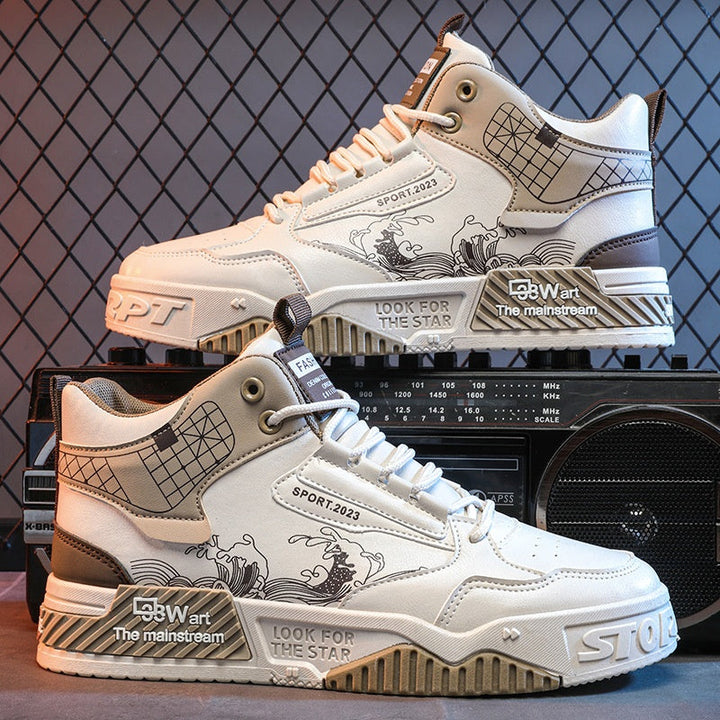 Unisex High-Top Schnürschuh getragen. Ein stabiler und leichter Freizeitschuh, perfekt für Komfort im Alltag.