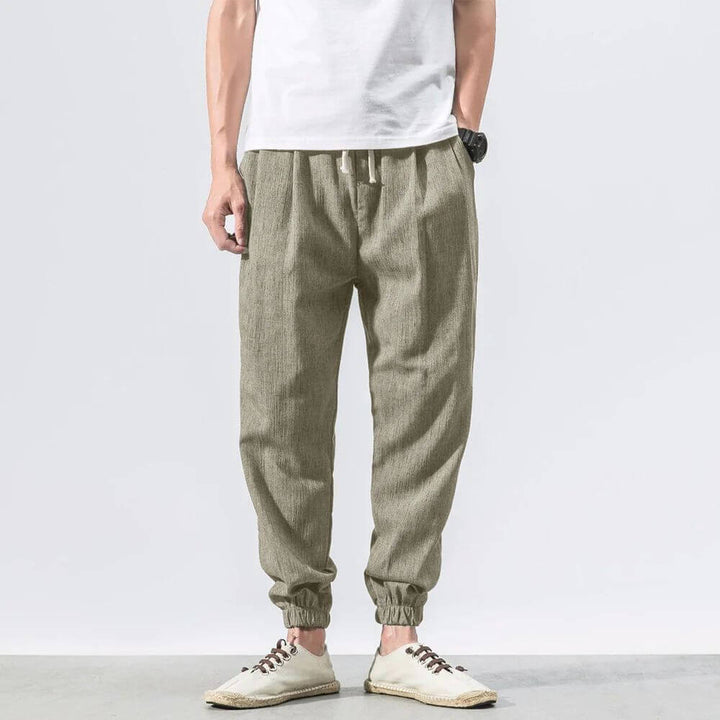 Coole Unisex Jogginghose für den urbanen Style, bequem und lässig für die Stadt.