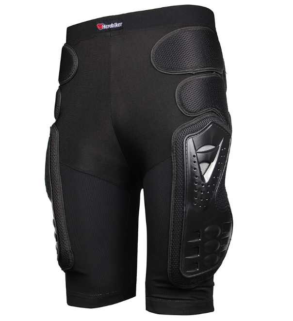Snowboarder trägt robuste Schutzhose für Herren & Damen, bietet Aufprallschutz bei Stürzen.