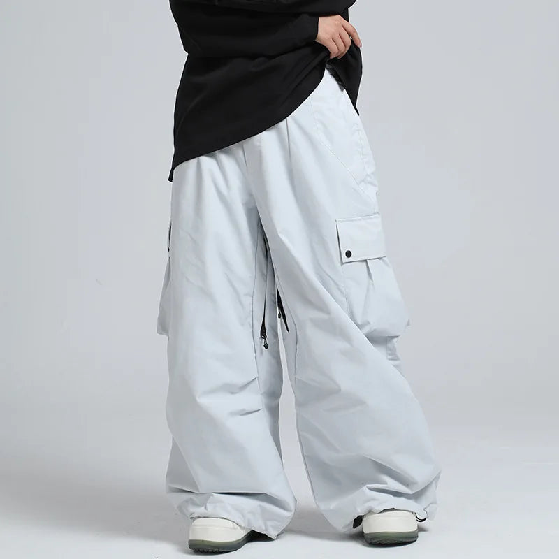 Komfortable Unisex Winterhose, isoliert & winddicht, ideal für lange Tage beim Skifahren und Snowboarden.
