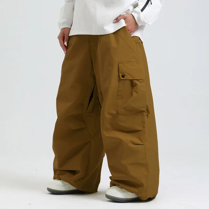 Funktionale Unisex Skihose, atmungsaktiv & warm gefüttert, perfekt für Ski- & Snowboard-Abenteuer.