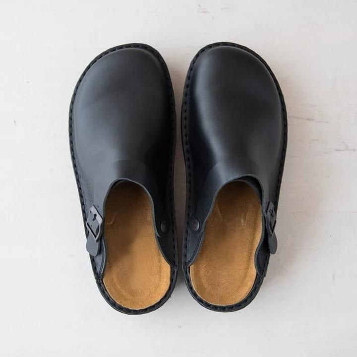 Unisex Slip-On Clogs mit stützender Sohle für maximalen Komfort im Alltag und in der Freizeit.