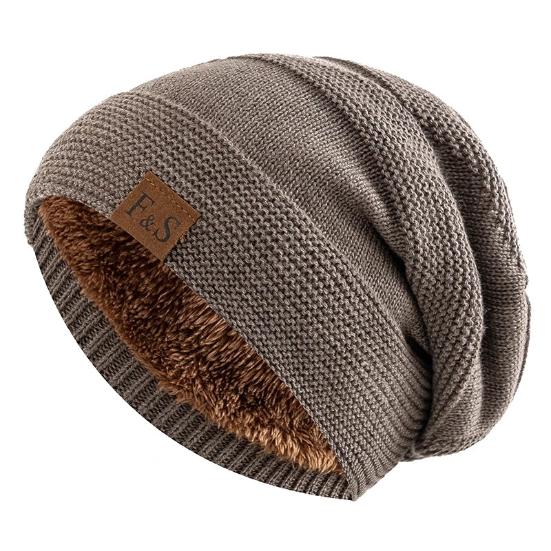 Perfektes Winteraccessoire: Slouchy Beanie Strickmütze, warm, kuschelig, für Damen & Herren.
