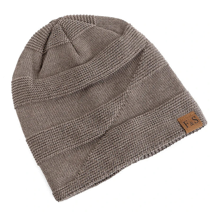 Modische Strickmütze, Unisex Beanie in Slouchy-Passform mit weichem, warmem Kunstfellfutter.