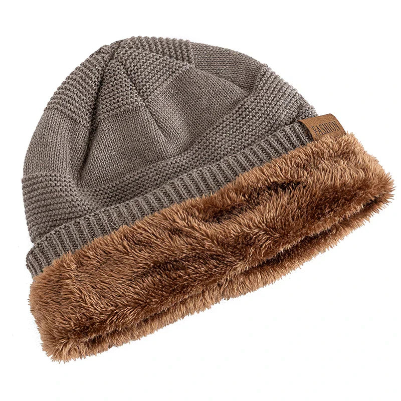 Warme Winter Beanie Mütze aus Strick, kuschelig & slouchy, ideal für Damen und Herren.