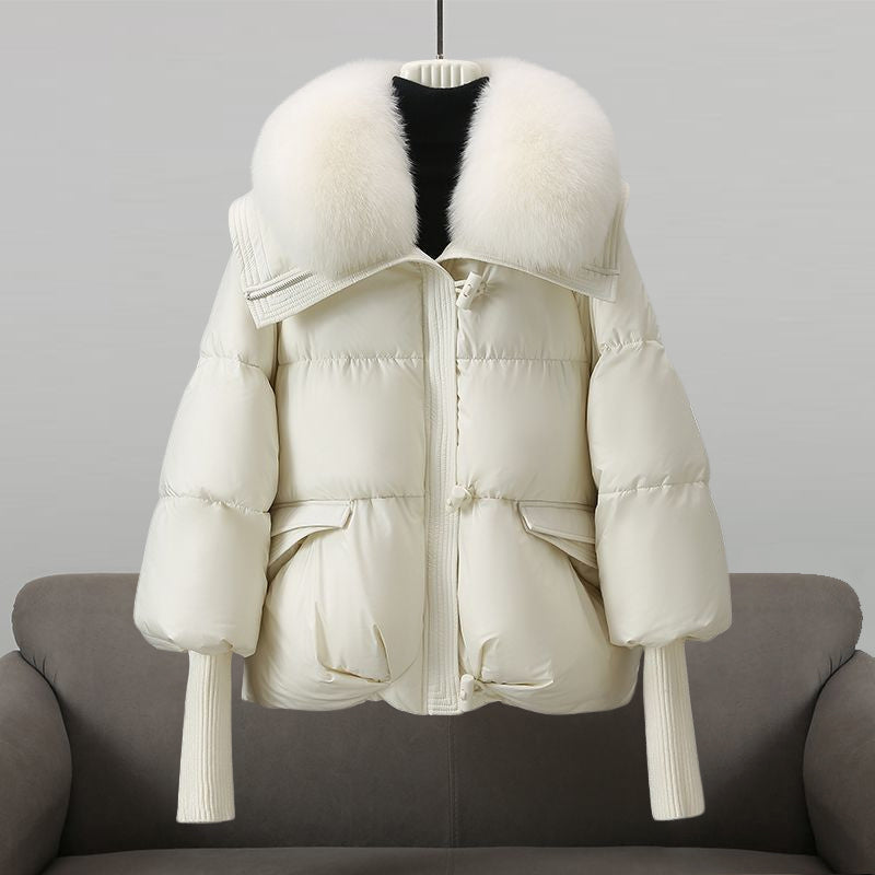 Sportliche Unisex Winterjacke in Schwarz, winddicht & wasserabweisend. Perfekt für casual Outfits bei Kälte.