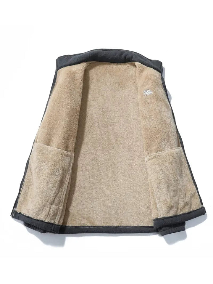 Warme Herbst-Winter Fleecejacke für Herren. Schützt vor Kälte, bietet Komfort für Outdoor-Aktivitäten.
