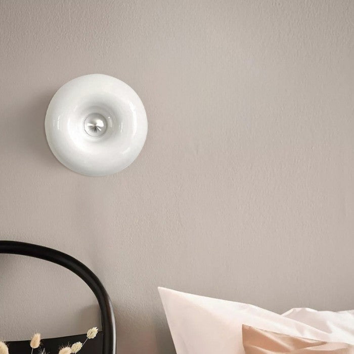 Bauhaus Donut LED-Wandleuchte & Tischlampe