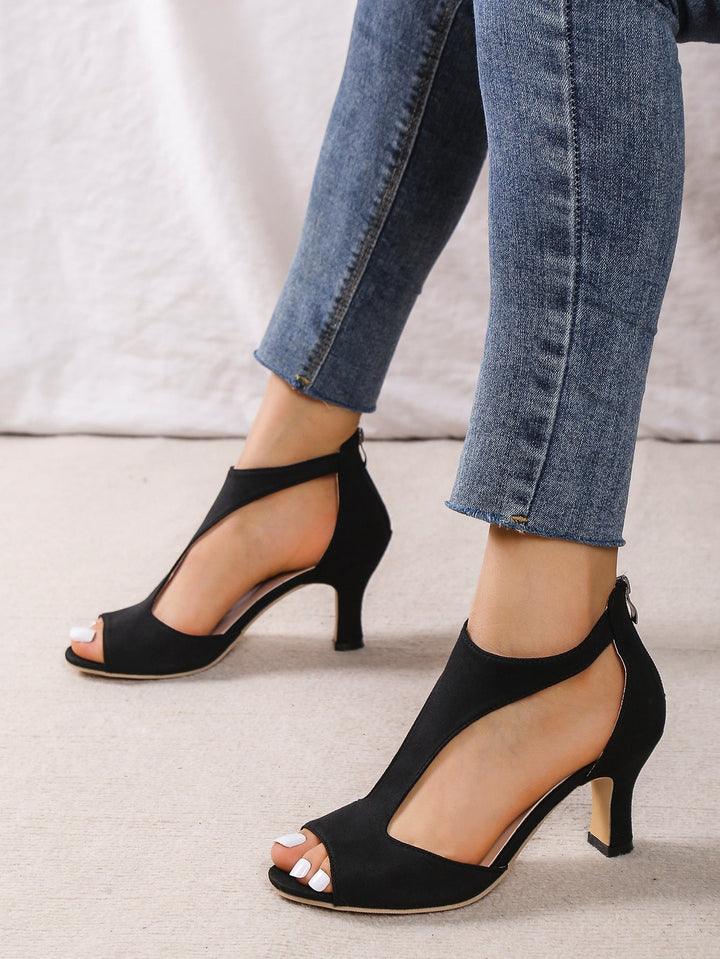 Elegante schwarze Sofia High Heels, bequem für Damen, die den ganzen Abend stilvoll tanzen möchten.