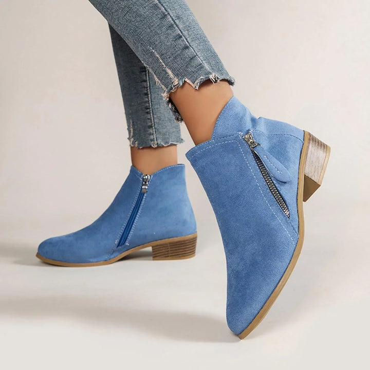 Rutschfeste Sohle der Damen-Winterstiefel: Orthopädisch, für sicheren Halt im Winter.