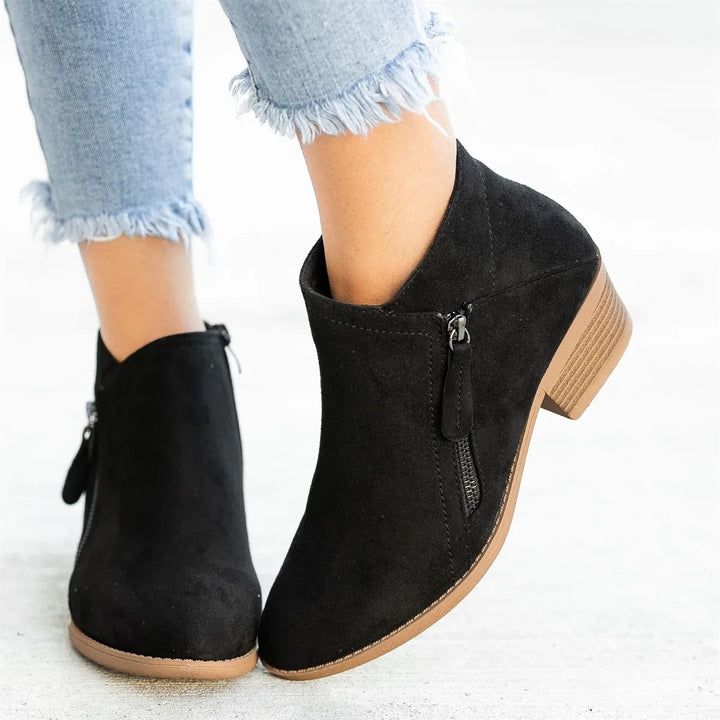 Vielseitige Damen-Winterstiefel: Warme, bequeme & rutschfeste Alltagsschuhe für jede Wintergarderobe.