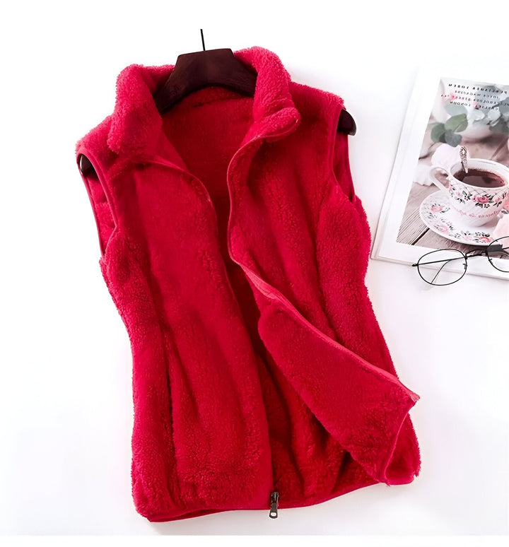 Robuste Damen Fleece Weste, ideal für Lagenlooks im Winter oder kühlere Abende.