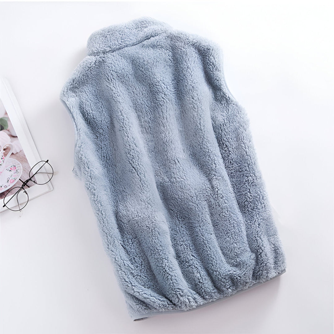 Bequeme Damen Fleece Weste für Freizeit & Outdoor, auch in Übergröße erhältlich.