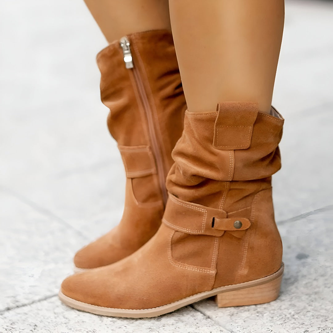 Elegante Damen Winterstiefel mit weichem Futter, lässig und warm für kalte Tage.