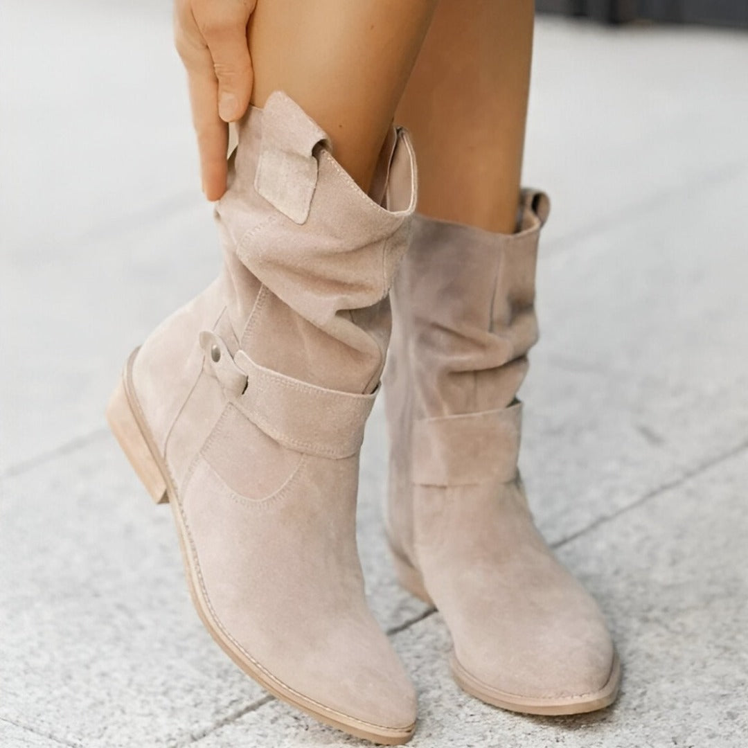 Modische Damen Komfortstiefel mit warmem Futter und weichem Fußbett für kalte Füße.