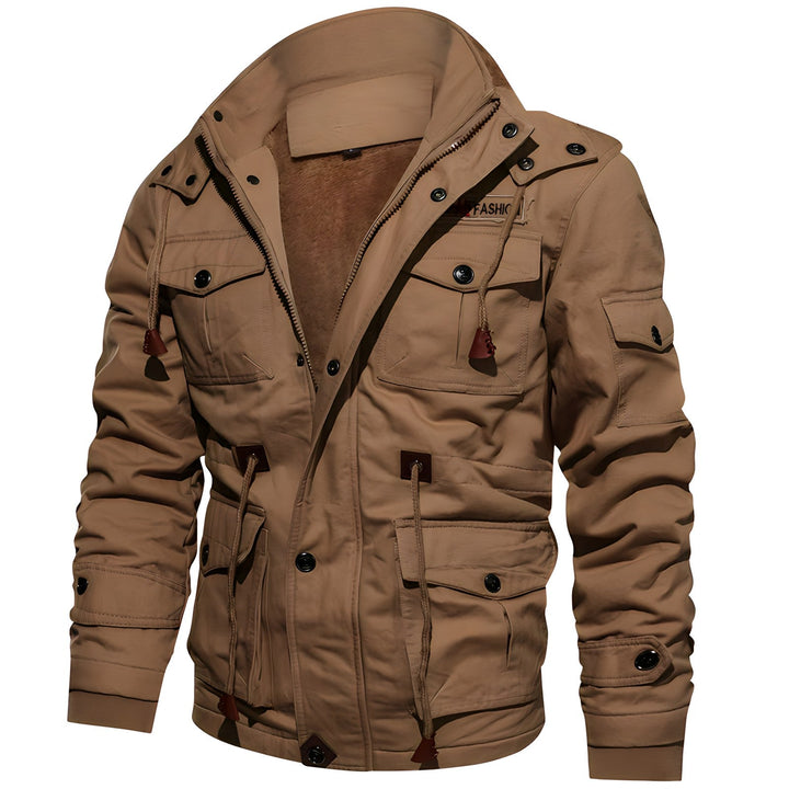 Robuste Kapuzenjacke für Herren in Khaki, ideal als warme Outdoor- und Freizeitjacke.