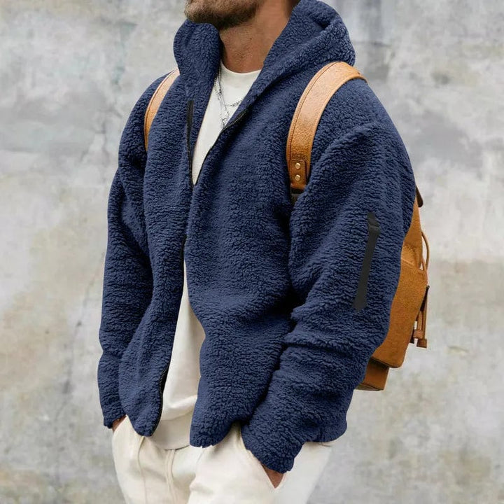 Vielseitige Herren Winterjacke aus Fleece für Outdoor-Abenteuer und gemütliche Stunden. Mit Kapuze, warm.