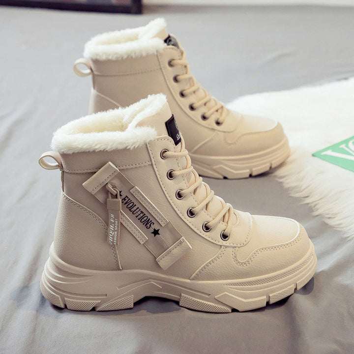 Praktische khaki Damen Winterstiefeletten mit griffiger Sohle. Warme und bequeme Komfortschuhe für optimalen Halt.
