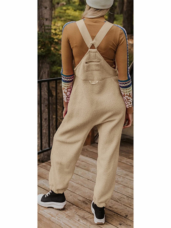 Stylischer ärmelloser Damen Thermo-Fleece Overall; bequem, warm und mit praktischen Reißverschlusstaschen.