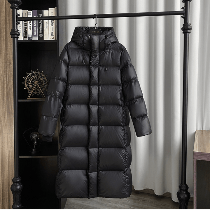 Wasserdichte Damen-Daunenjacke in elegantem Design, warm und komfortabel, ideal für Winterwetter.