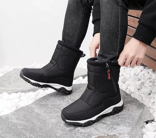 Bequeme, gefütterte Herren-Winterstiefel. Wasserdicht und rutschfest für optimalen Kälteschutz im Schnee & Outdoor.