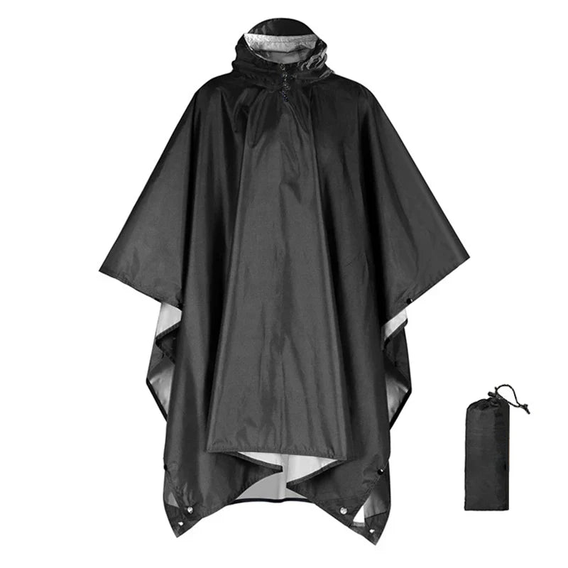 Vielseitiger 3-in-1 Militär-Regenponcho: nutzbar als Poncho, Unterstand & Schlafsackhülle beim Camping.
