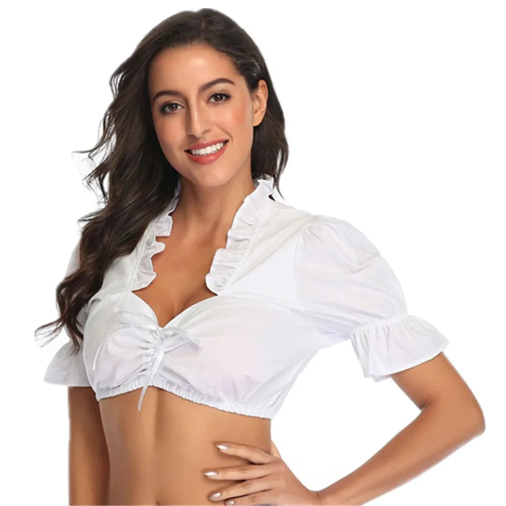 Weiße kurzärmelige Damen Dirndlbluse für das Oktoberfest, traditionelle Trachtenmode.
