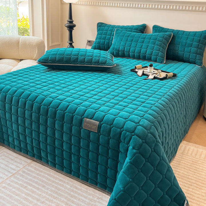"Weiche Tagesdecke mit quadratischer Textur, moderne Decke in Blau, ideal für Wohn- oder Schlafzimmer Dekor."
