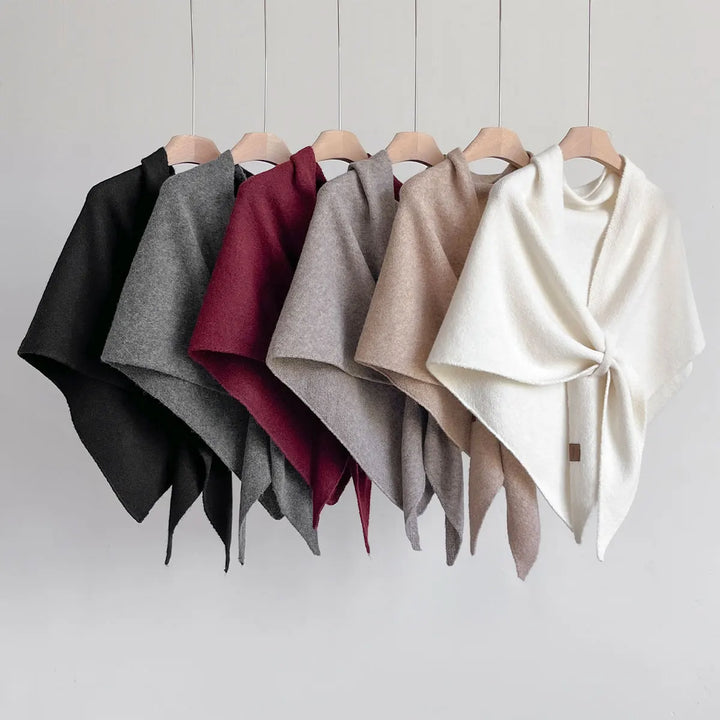 Eleganter Damen Schal in Einheitsgröße, vielseitig tragbar, ein schickes Modeaccessoire für Herbstoutfits.
