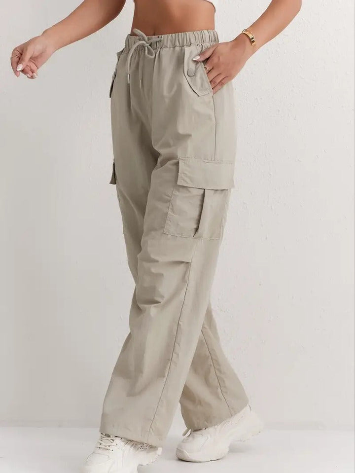 Beige Damen Cargohose mit weitem Bein und Kordelzug für den Sommer