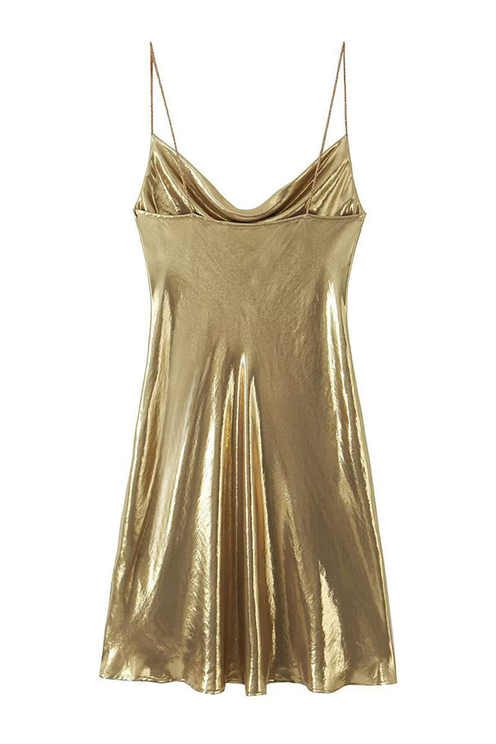 Sexy Metallic Minikleid im Y2K Stil, mit glänzendem Finish und modischem Wasserfallausschnitt.